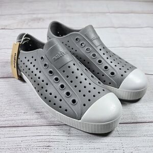 Native Jefferson Gray Slip-On Shoes Women’s 7 / Men’s 5 Adult Unisex NWT